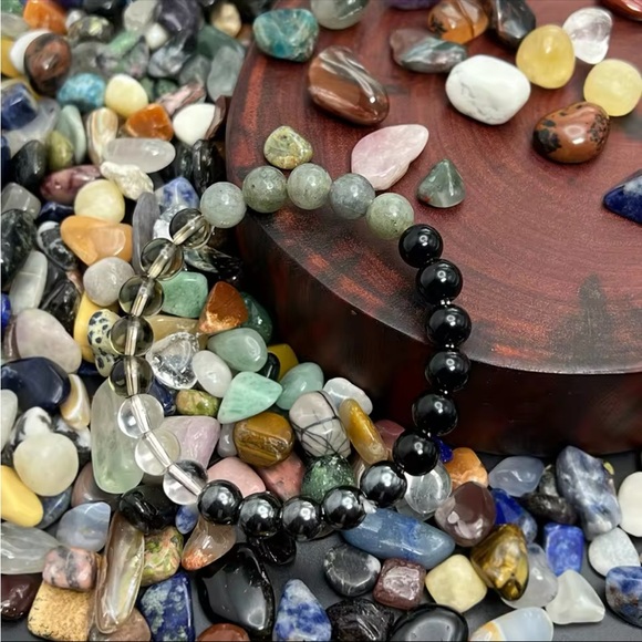 Hand Made Natural Stone Bracelet ( Protection, Fertility, Self-love, Open Road ) - Picture 6 of 7